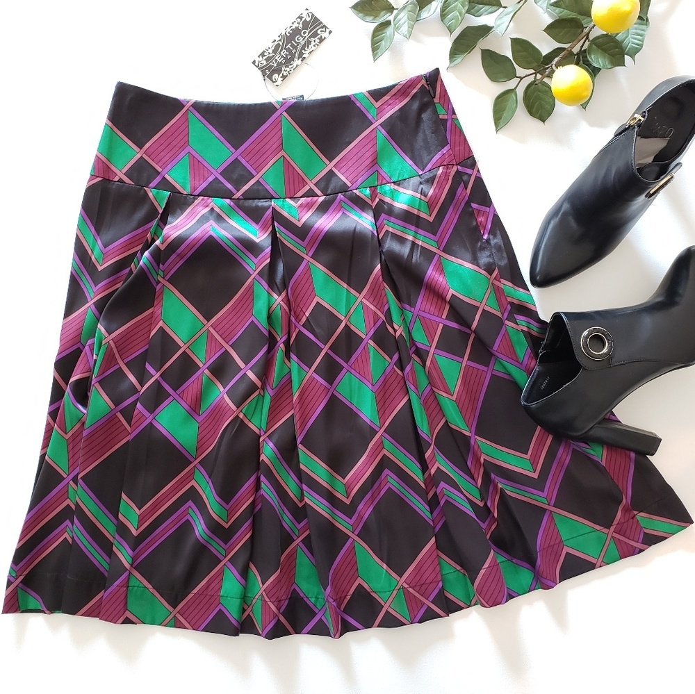 NWT Vertigo Paris Pleated Skirt 8 Emerald Wine Purple Diamond Geometric Argyle